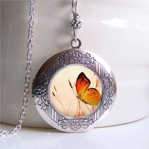 Photo Locket Butterfly Necklace Locket Necklace Butterfly
