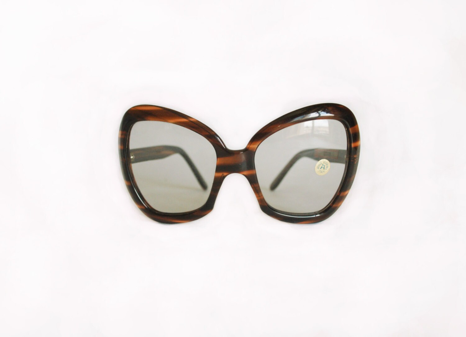 Vintage italian sunglasses / oversize butterfly frames / 60s