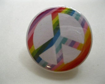 Make Love Not War Pinback Button Hippie Magnet 1960s