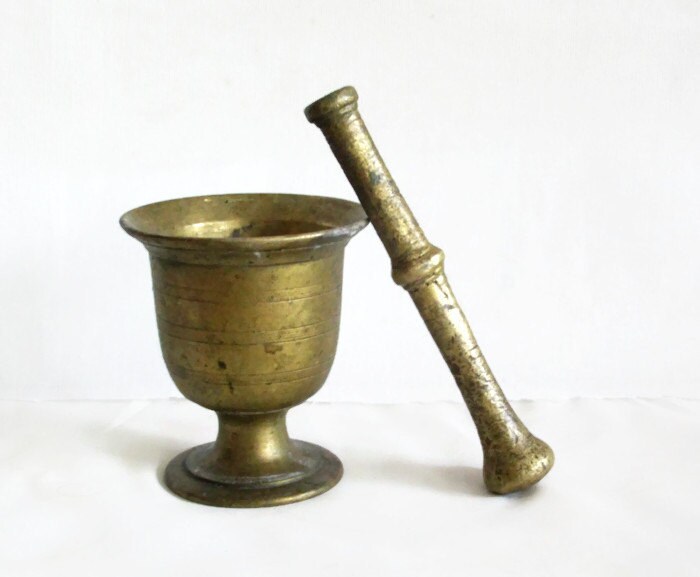 Vintage MORTAR and PESTLE. Heavy rugged sturdy. Solid metal