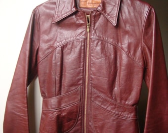 Sale//1970's Oshwahkon East West Leather Jacket Size XS Mint