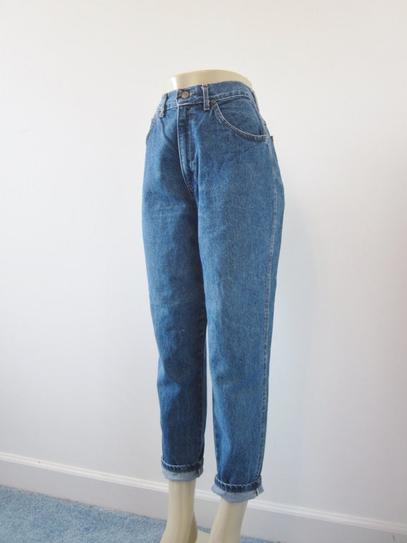 Vintage Chic High Waisted Jeans USA 90s Grunge Tapered Leg