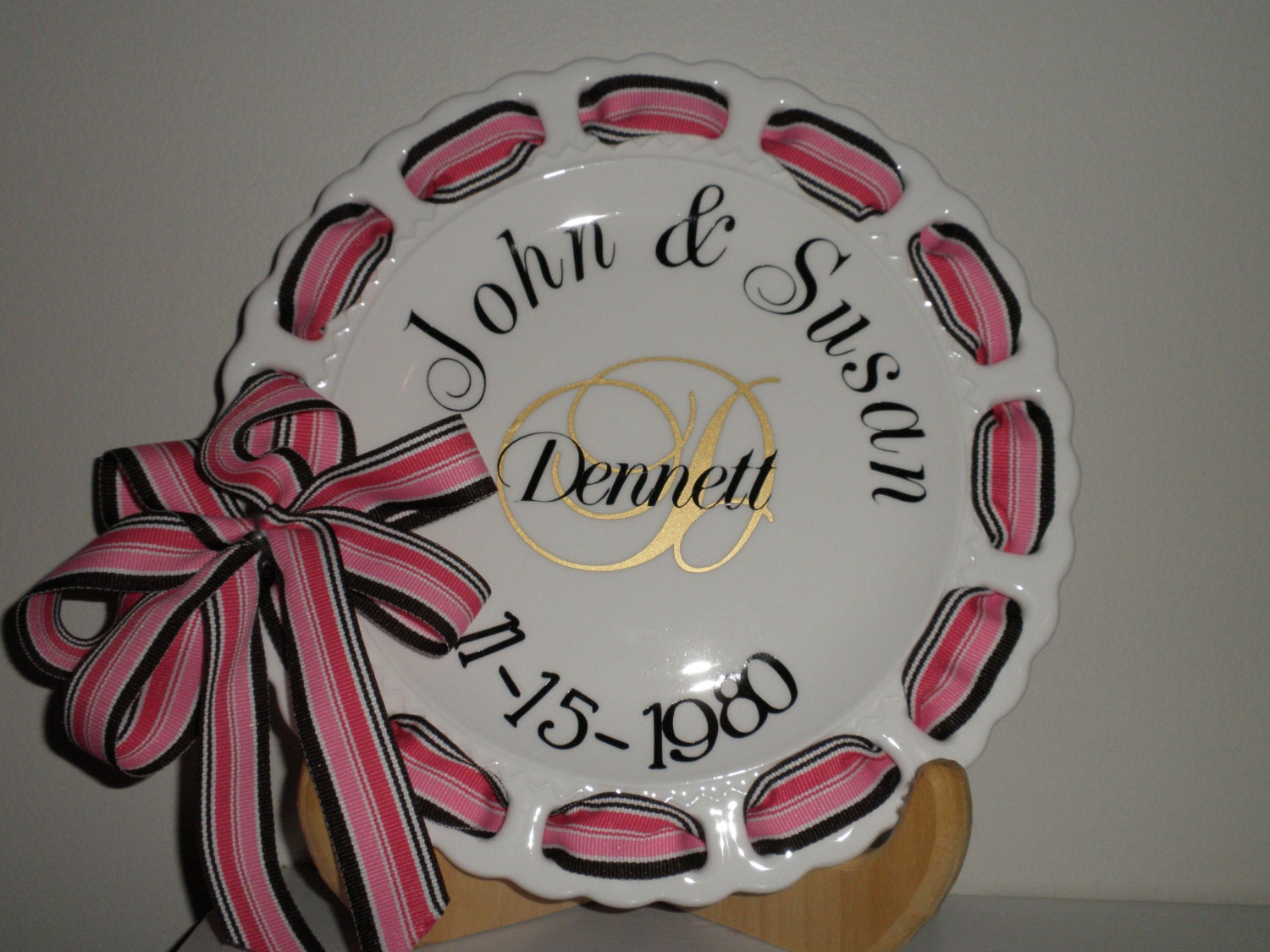 Personalized 12 Round Ribbon Plate