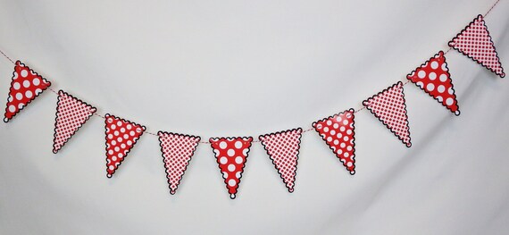 Pennant Bunting Banner. 40 Pennants. MINNIE MOUSE> Red Theme. Red. White. Black. Polka Dots. 001 Il_570xn