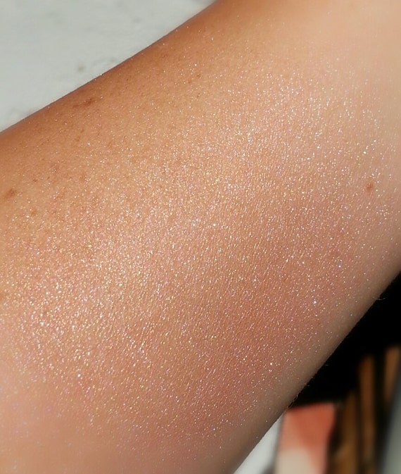 GLOW ME All Natural Vegan Body Shimmer and by AddictiveCosmetics