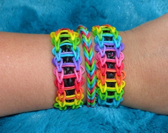 Items similar to Rainbow Loom Starburst Rubber Band Bracelet ...