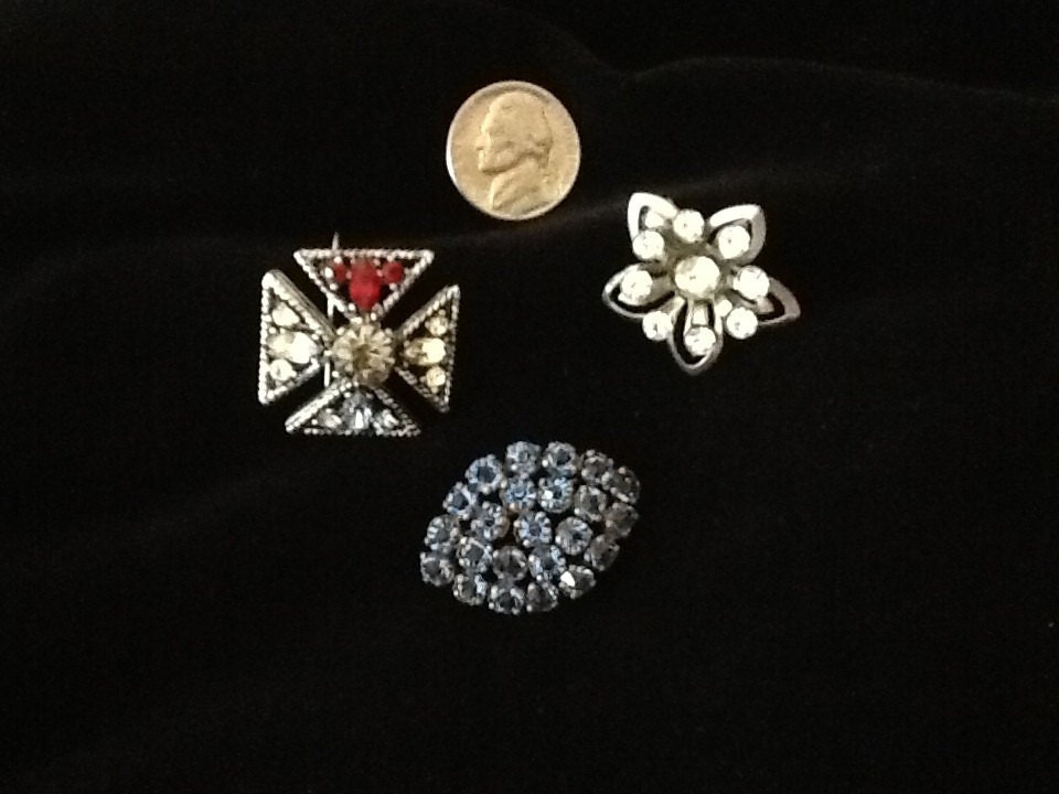 Lot of 3 Vintage Pins by HaveACuppaTea on Etsy