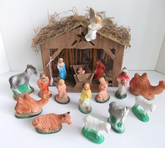 Vintage Nativity Set 16 Piece Figurines 50's by VintageByJade