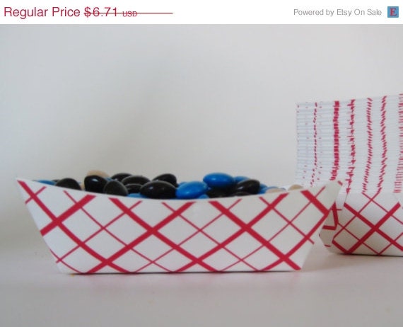 15% off - 50 MEDIUM Retro Red Plaid Food Tray for Parties, Showers or Wedding, Candy Buffet Il_570xn