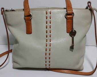 fossil purse white