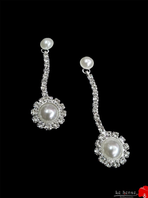 Unique handmade earring with white pearls princes wedding
