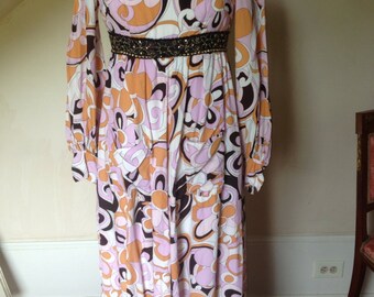 1970's Gypsy Dress Long w/ Long Sleeves