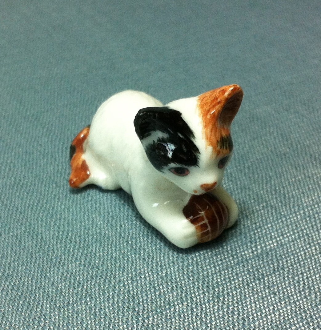 Miniature Ceramic Cat Kitty Kitten Animal Cute Little Tiny