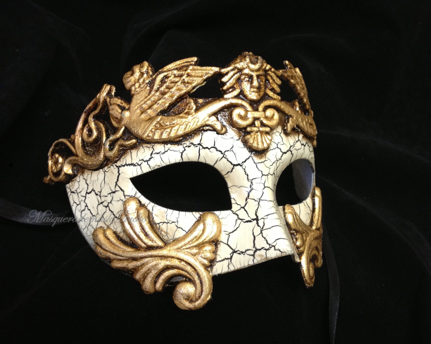 ~SÁBADO DE MARATÓN DIVAGUÍSTICO~ Venecia S. XVIII: Baile de máscaras - Página 9 Il_fullxfull.499459370_2l21
