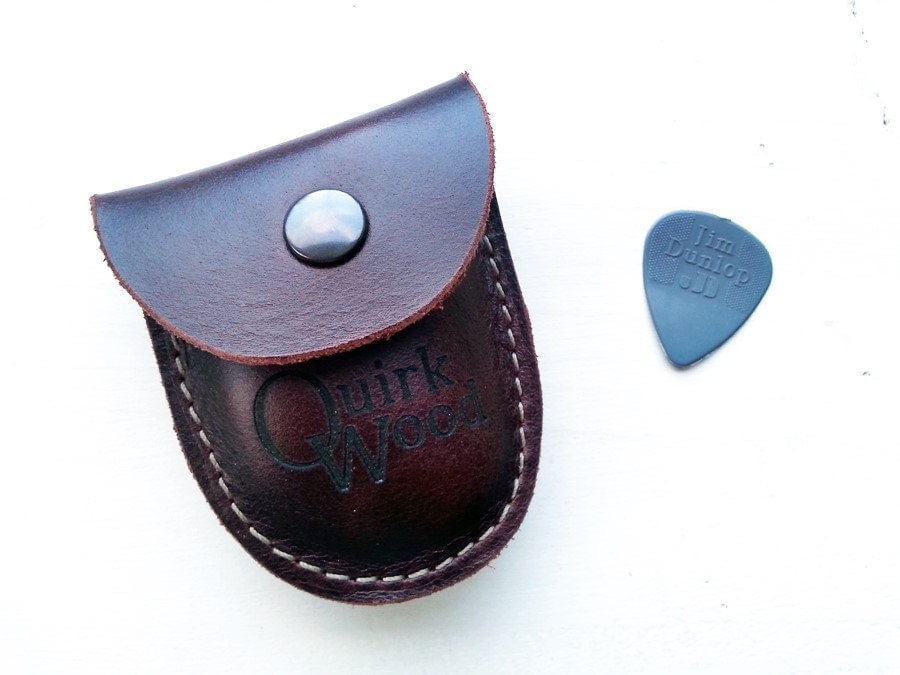 PICK Thick Leather pouch case for guitar picks pick case.