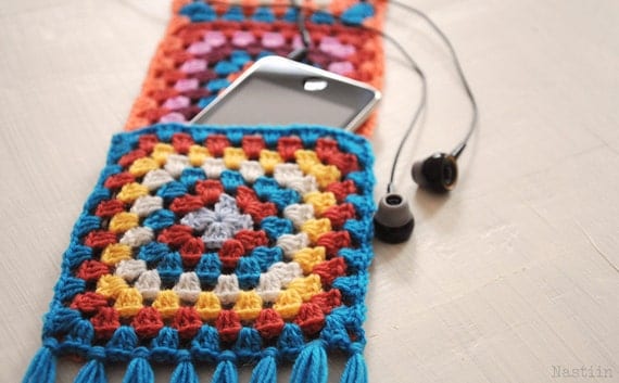 PDF Pattern: DIY Crochet granny square scarf with pockets