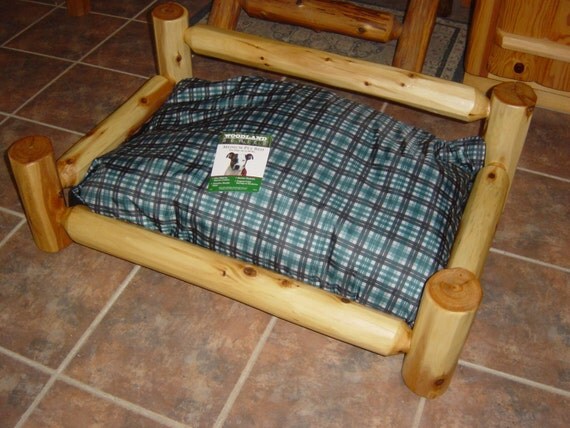 cedar stuffed dog bed