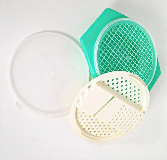 vintage Tupperware shredder slicer grater strainer bowl with