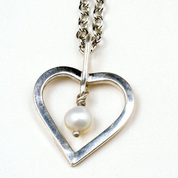 Items similar to Sterling Silver heart necklace with cultured pearl ...