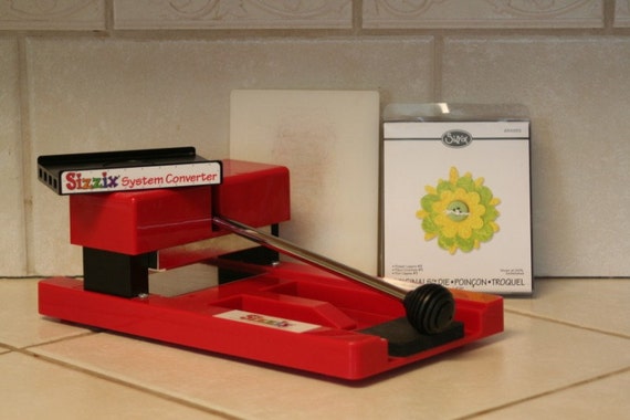 Original Sizzix Die Cutting Machine with Flower Die and System