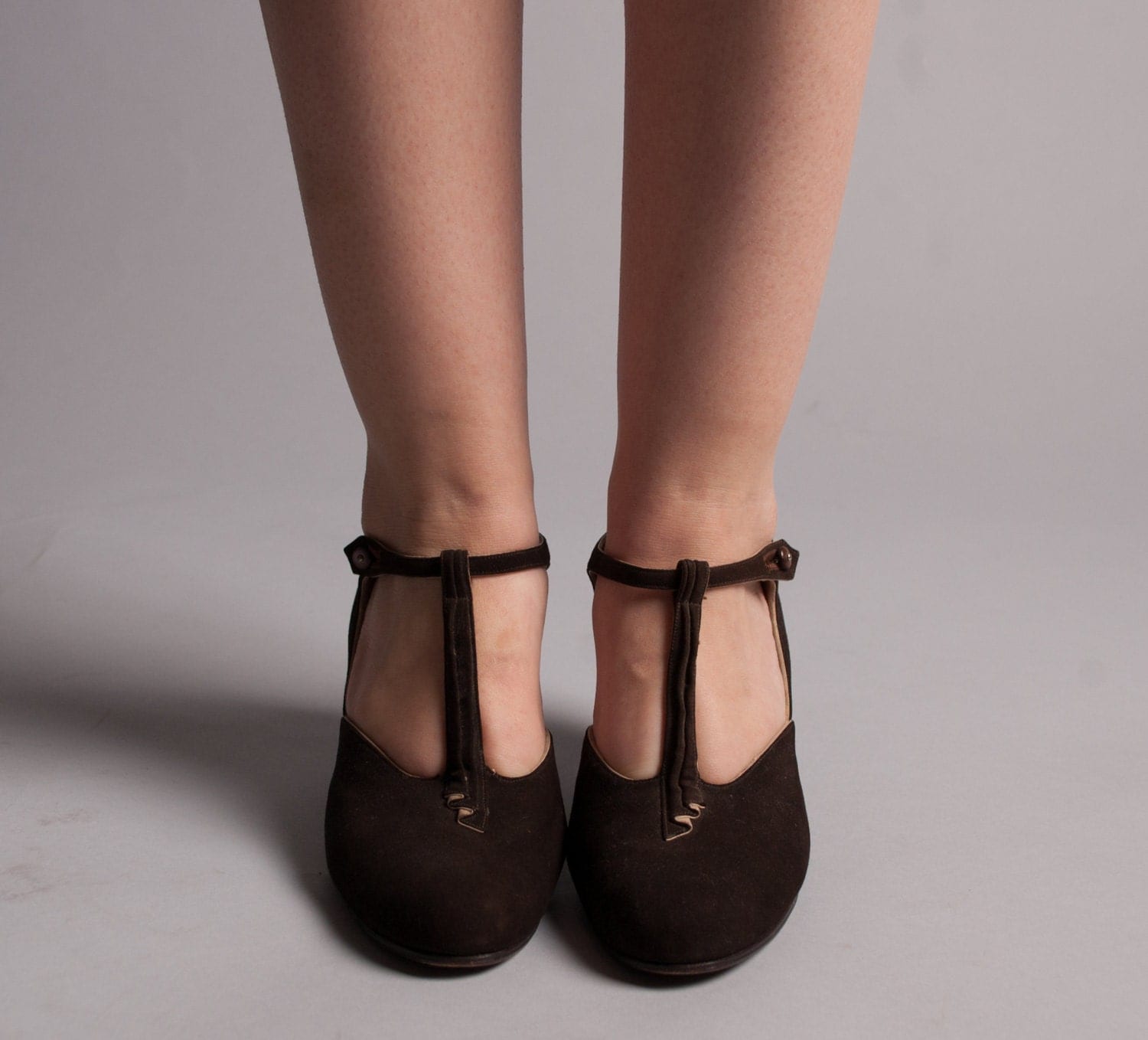 vintage t strap shoes