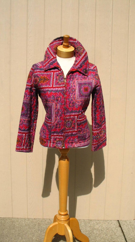 SALE Vintage 70s Quilted Jacket / Hot Pink by englishrosevintageoh