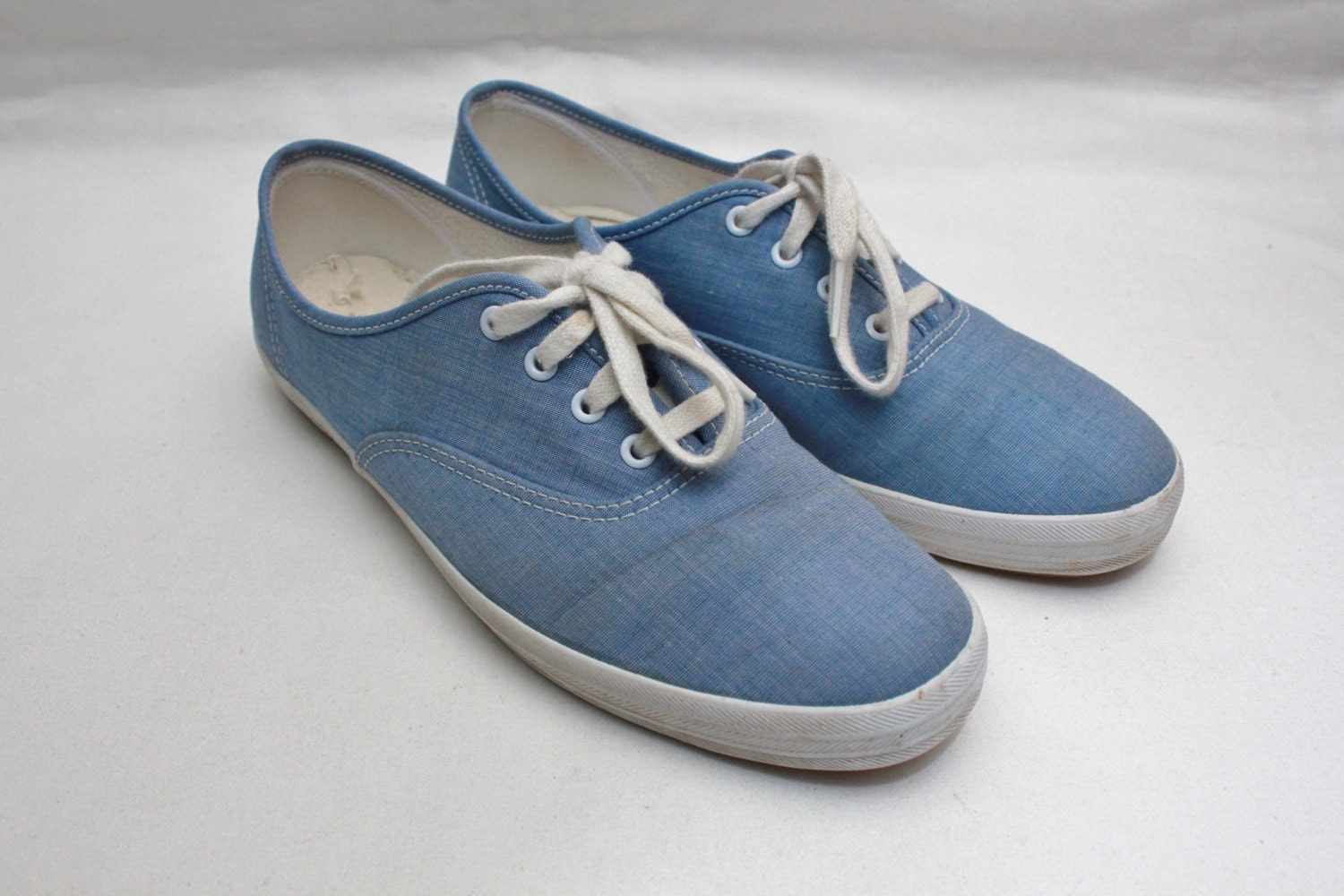 90's Vintage KEDS Light Blue Canvas Sneakers