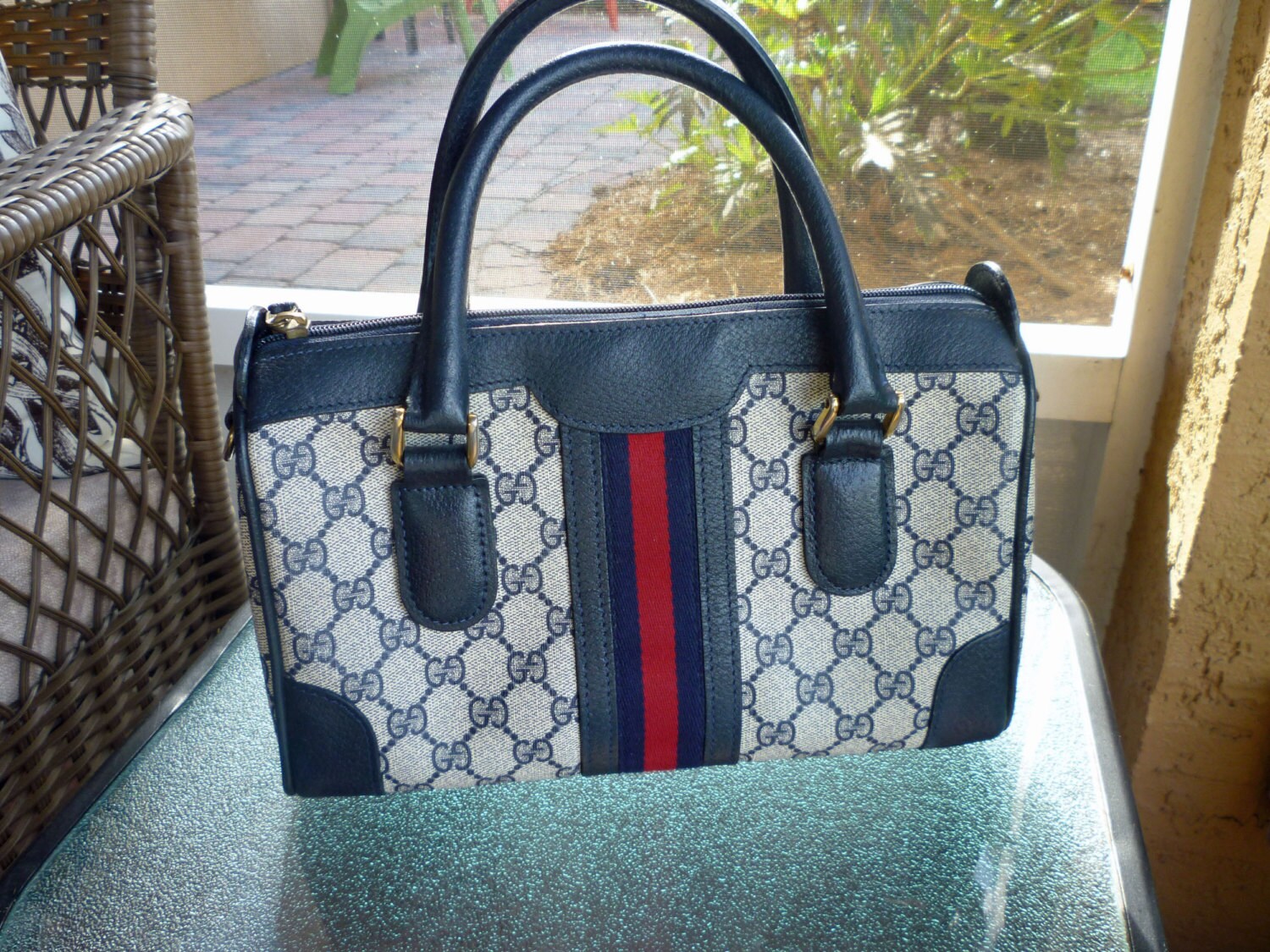 gucci speedy black leather