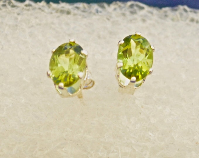 Peridot Studs, 7x5mm Oval, Natural, 1.64ct, Untreated, Bright Green Set in Sterling E367