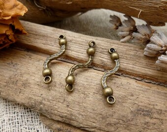 6x Curved Brass Connector Charms, Antique Brass Necklace Pendants Macrame Supplies C476