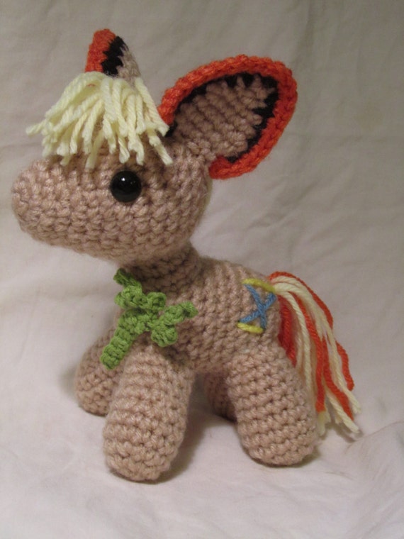 Fifth Doctor Whooves - Peter Davison inspired amigurumi