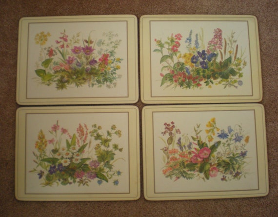 Items similar to SALE Vintage Placemats Spring Summer Floral Flowers by ...