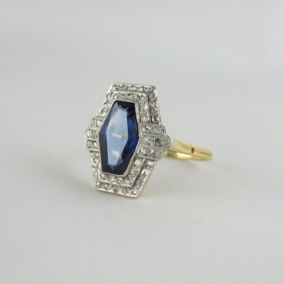 Fabulous Art Deco Sapphire Engagement Ring. Geometric Diamond