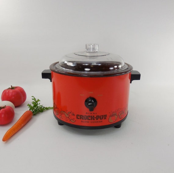  Rival  Crock  Pot  3102 2 Red Orange Retro 2 5 quart small