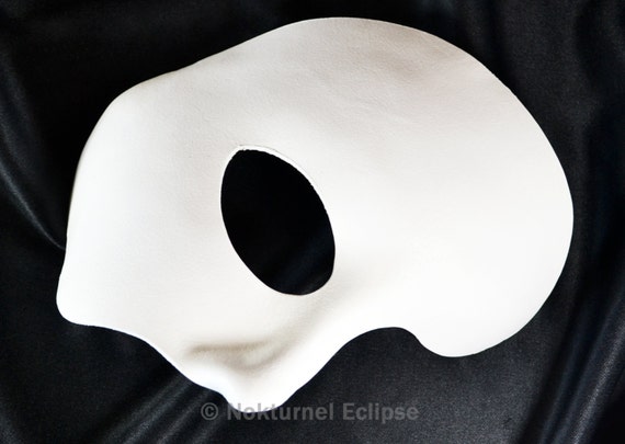 how to make your own phantom of the opera mask