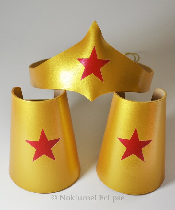 Wonder Woman Gold Tiara And Cuffs Adult Set Justice League 