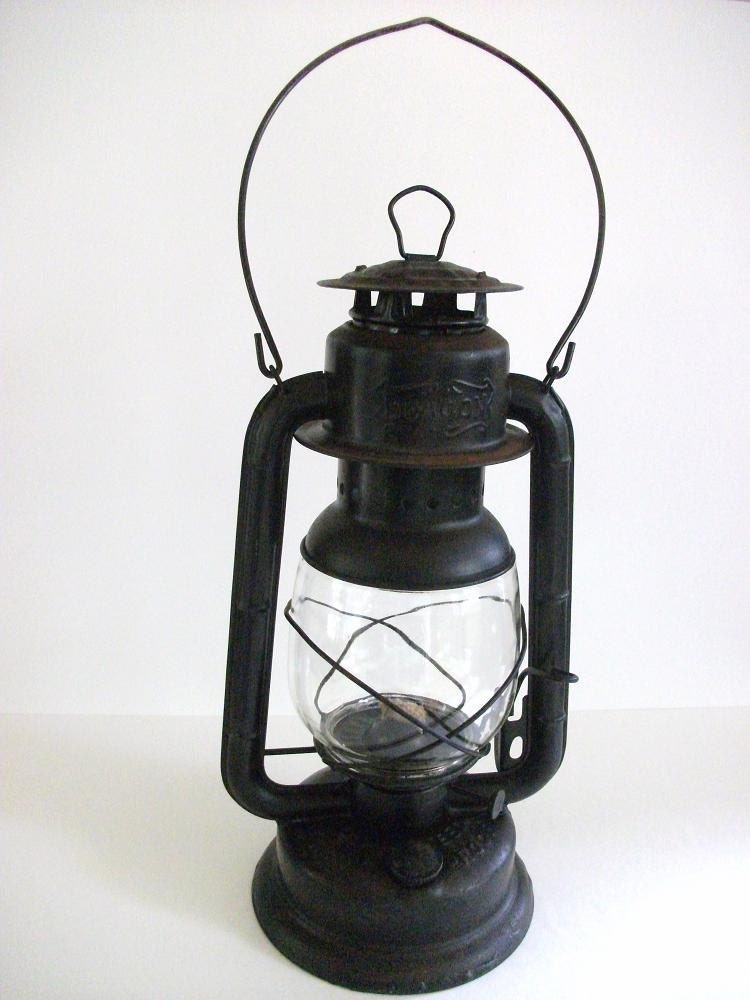Vintage Lantern Beacon Wind Proof Lantern Oil Kerosene Lamp