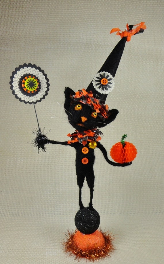 Halloween 12-1/2" Black Kitten wool needlefelted Cat sign orange and black tinsel buttons Trick or Treat - Blackie