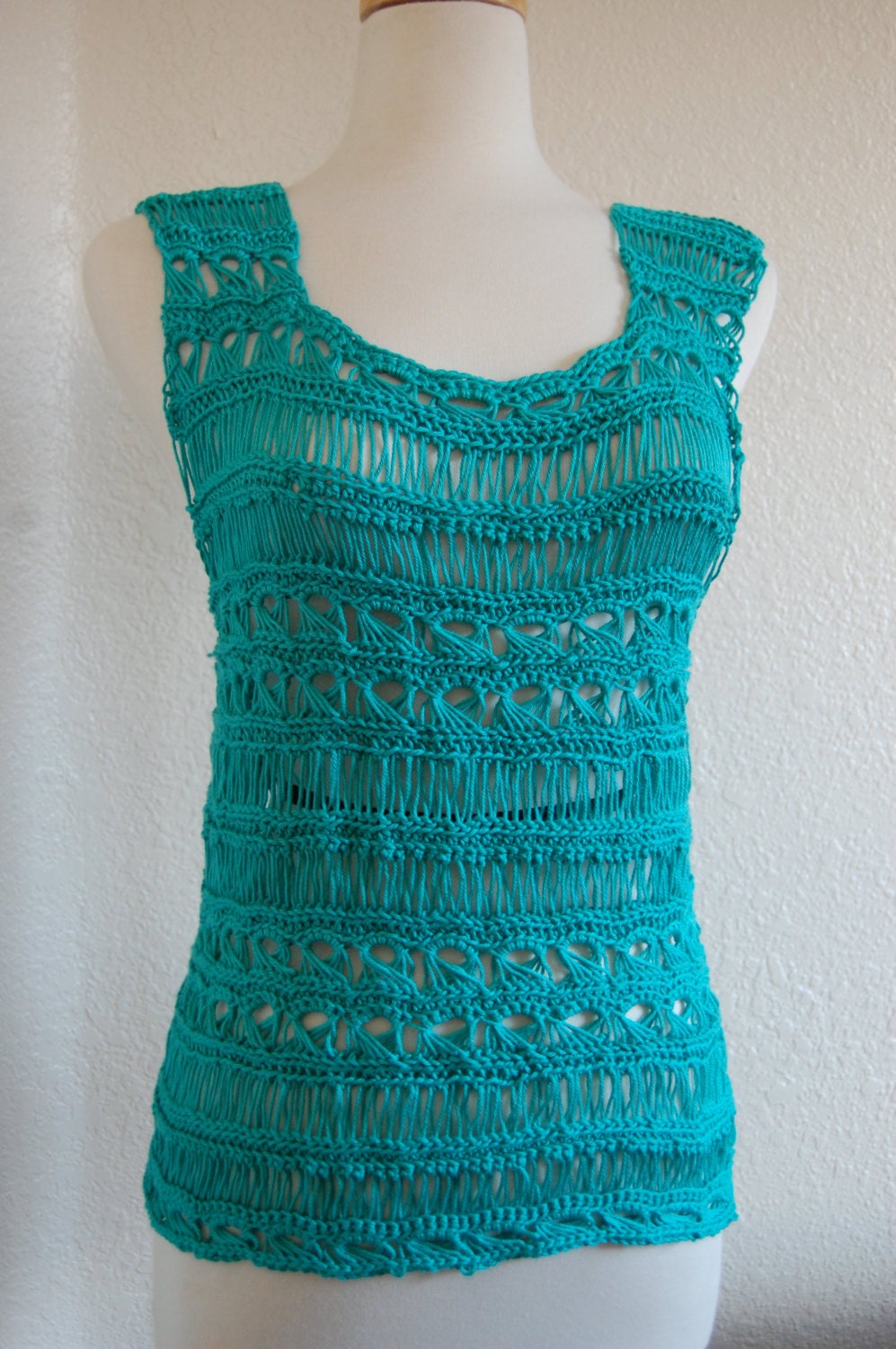 Crochet Tank Top in Broomstick Lace Ocean Blue Size Medium