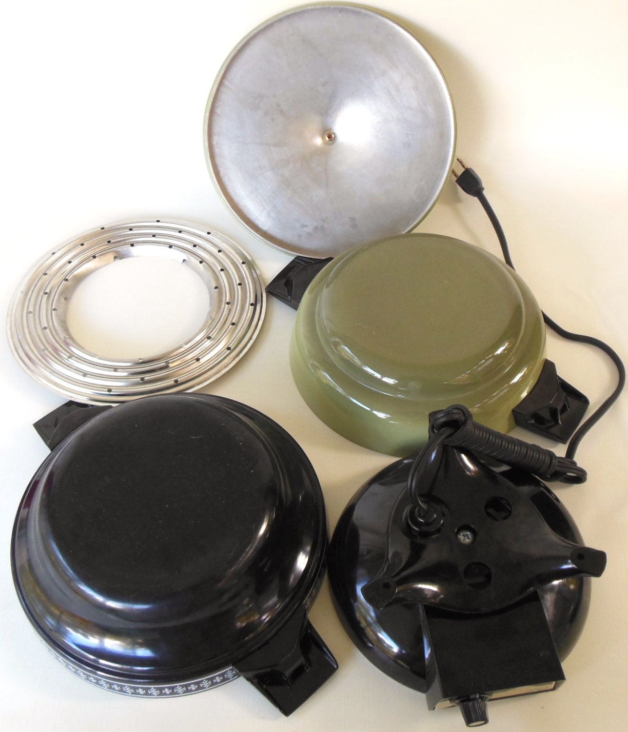 Oster Super Pan Electric Fondue Pot Chafing Dish Buffet Server