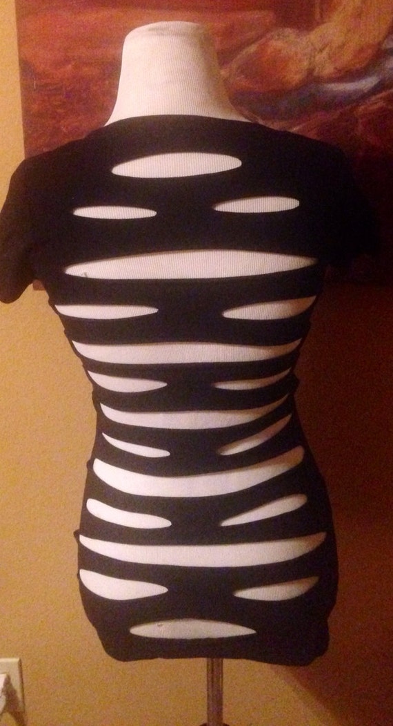 cut out back of shirt