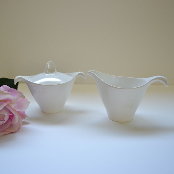 Vintage White Modern Sugar and Creamer Pitcher Set Melmac