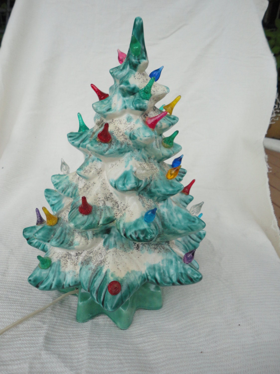 vinatge atlantic mold christmas tree with lights by vinatge atlantic mold christmas tree with lights by