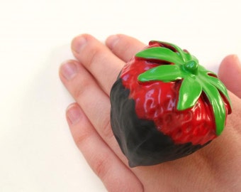 Food Rings - Gigantic Chocolate Covered Strawberry