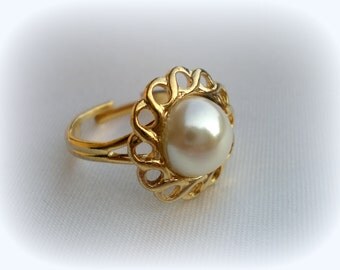 75% SALE Pearl Ring..Cheap Ring..June Birthstone Ring..Vintage Pearl Ring..Adjustable Ring..Size 6/7/8/9..Great Gatsby Jewelry..70's NOS
