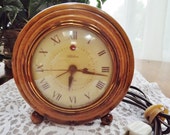 The Embassy - Telechron Clock with Genuine Maple Wood Case - 1940s - Original Cord - Works