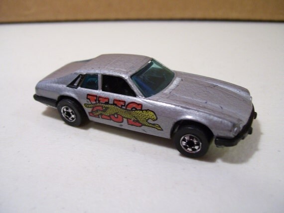 hot wheels 1977 jaguar xjs