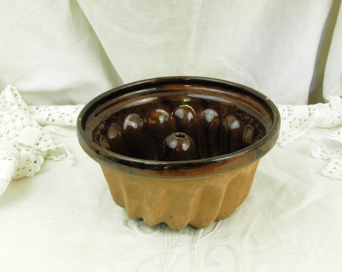 Small Antique French Ceramic Kougelhopf Cake Mould, Country Cottage Farmhouse Kitchen Decor, Retro Baking from France