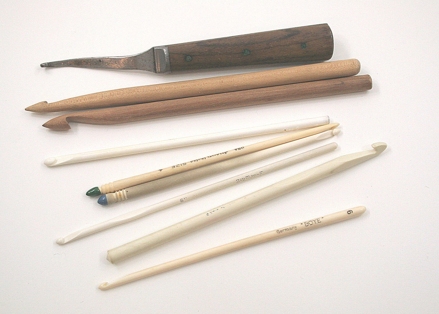 Vintage Crochet Hooks