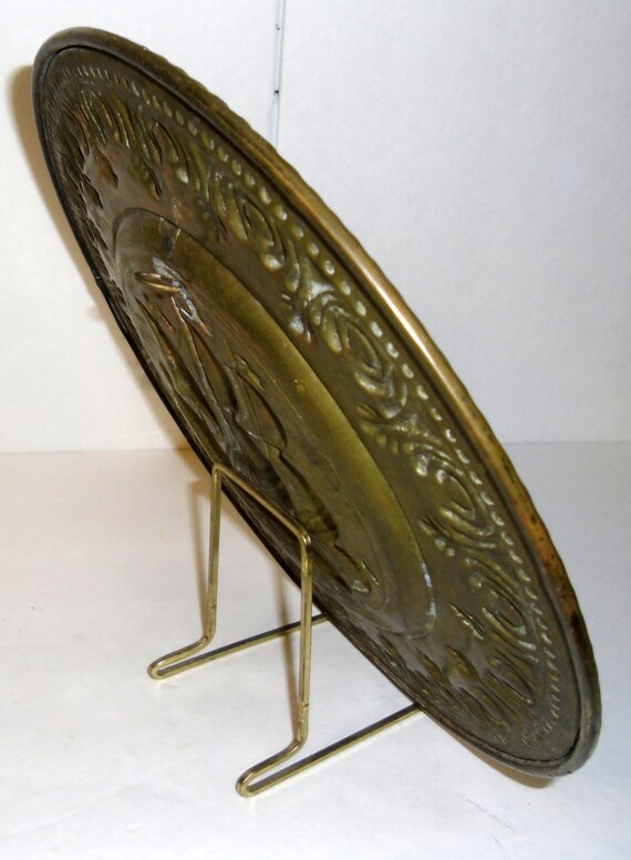 Metal Wall Hanging Plates Vintage Brass Embossed Metal